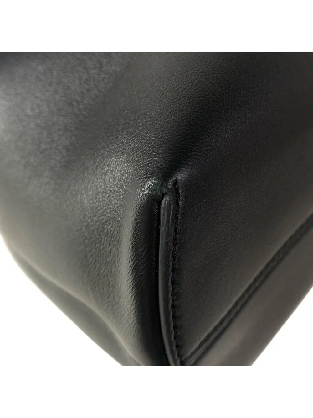 Fendi Clutch Fast Black Leather